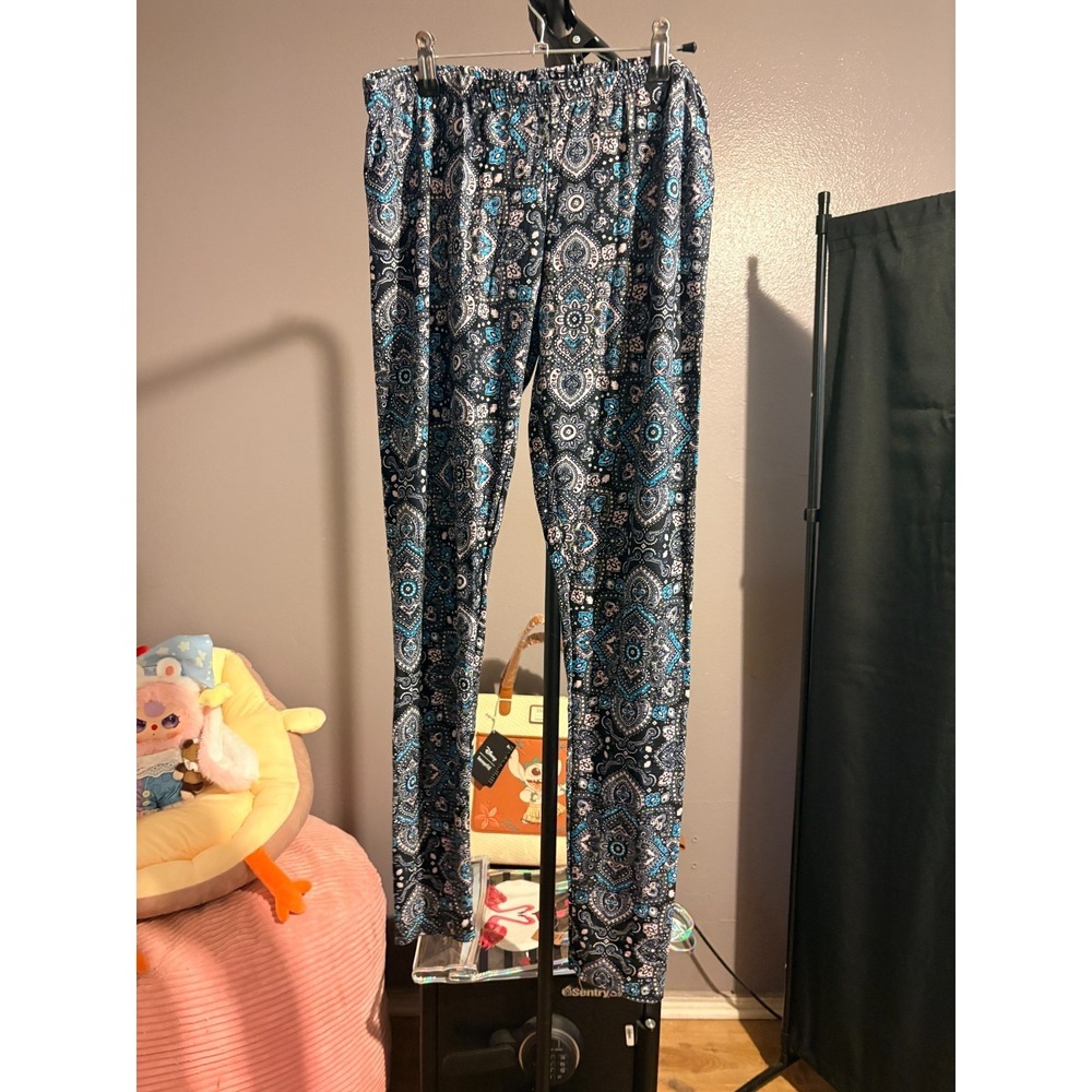 Bobbie Brooks Black Paisley Leggings Sz L